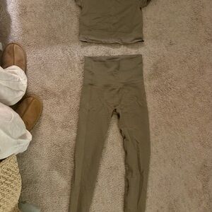 Olive Green Textured Workout Set